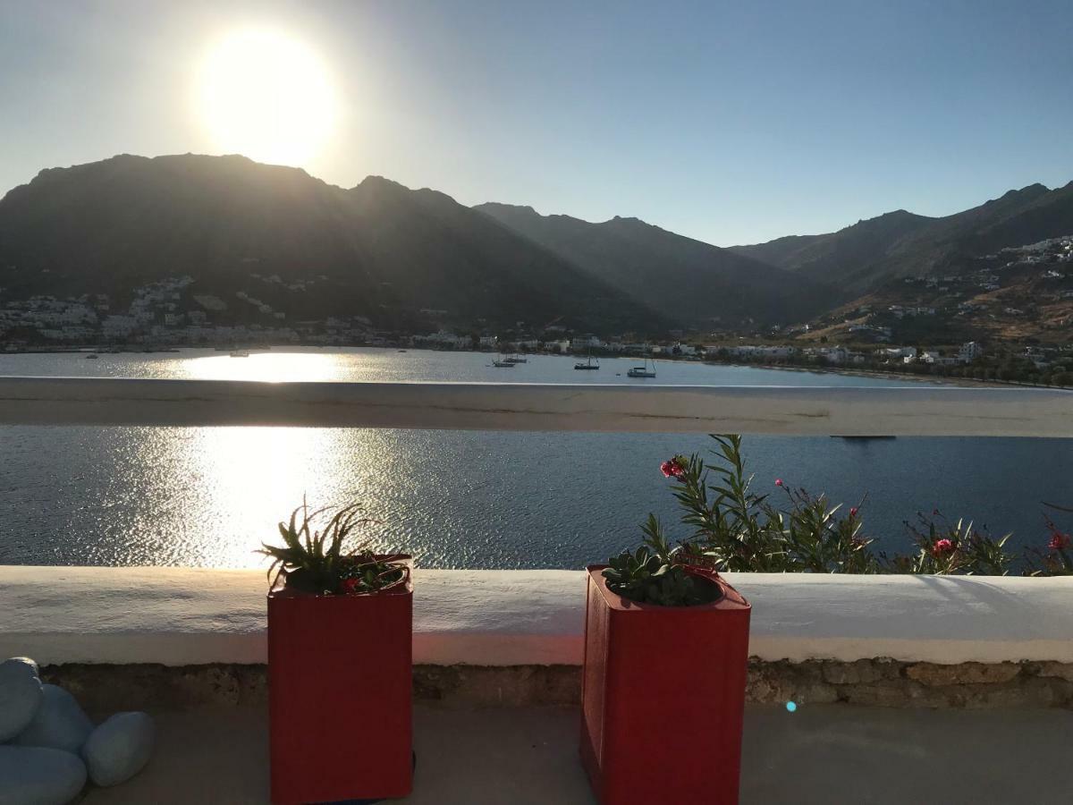 Amfitriti Serifos Livadi  Esterno foto